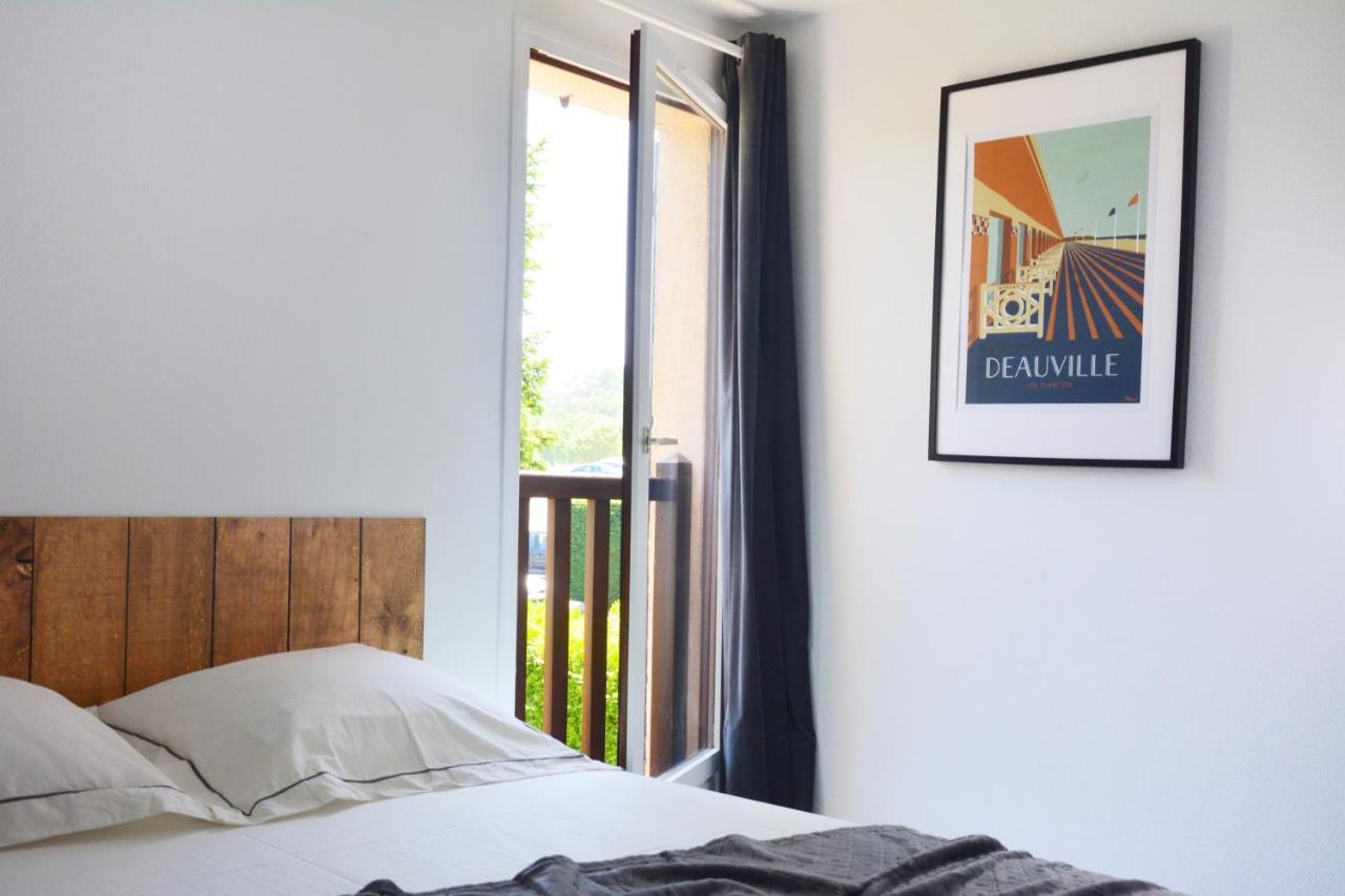 Cottage With Large Garden 15 Minutes Walk From The Beach Вилер-сюр-Мер Екстериор снимка