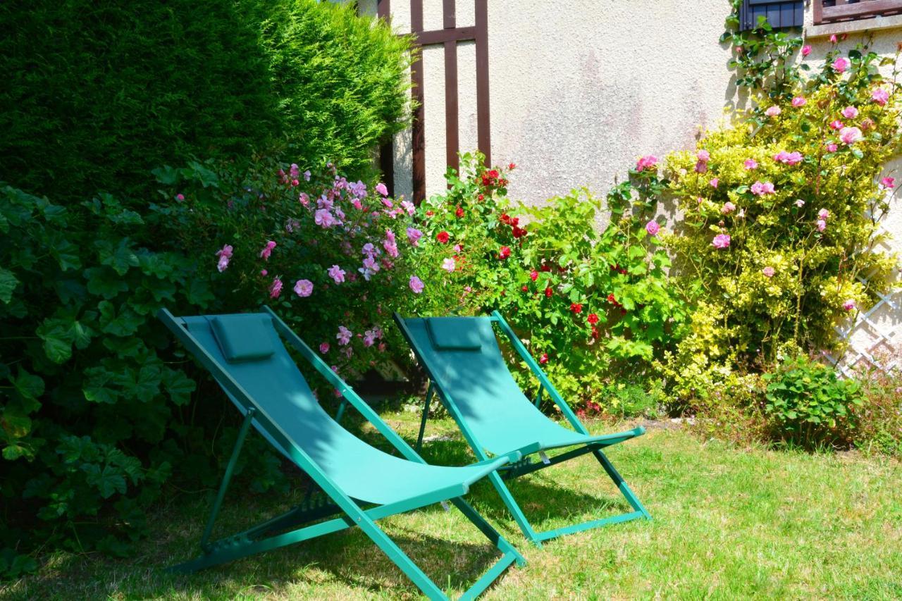 Cottage With Large Garden 15 Minutes Walk From The Beach Вилер-сюр-Мер Екстериор снимка